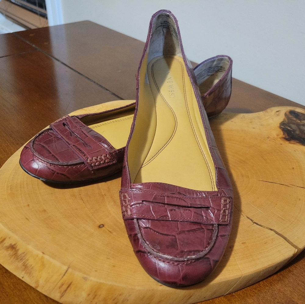Nine West loafer style flats